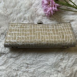 Unipel clutch